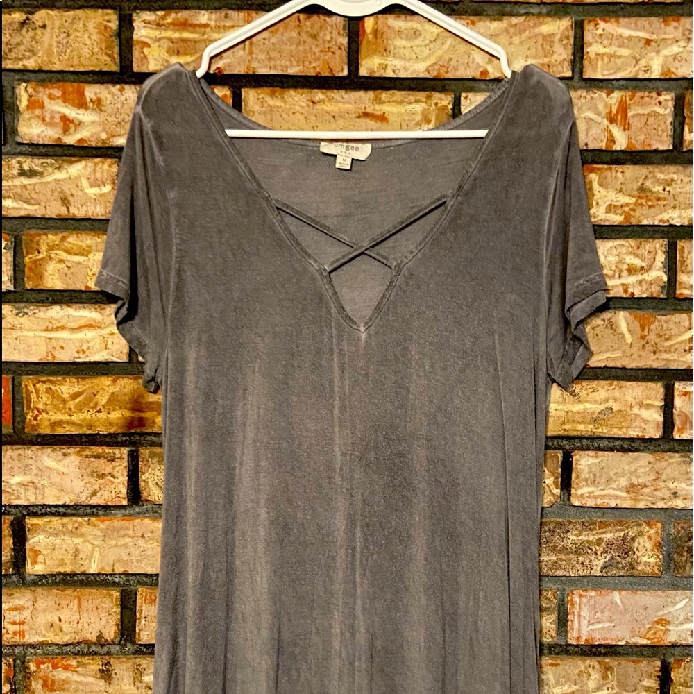 Gray pocket Umgee Dress size Medium - Picture 2 of 3
